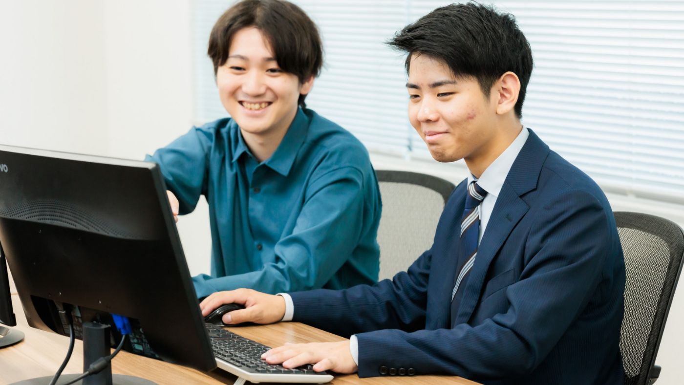 大会議室とミーティングスペース